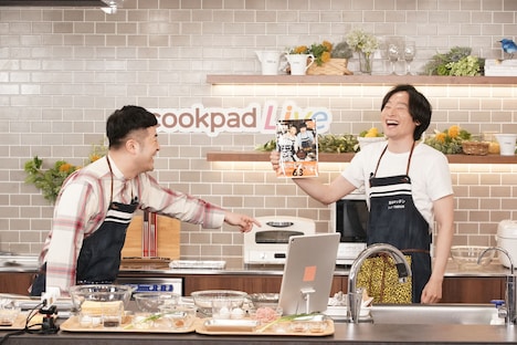 「和牛キッチン」配信中の和牛。