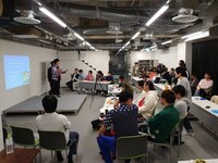 タイタンの学校の講座風景。