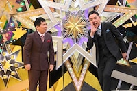 「爆笑問題vs霜降り明星 第七世代と真剣勝負せよ！ネタジェネバトル2020」に出演する、爆笑問題。(c)テレビ朝日