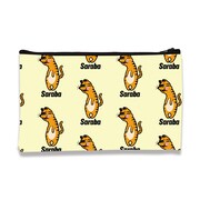 “会長”が描かれたポーチ。