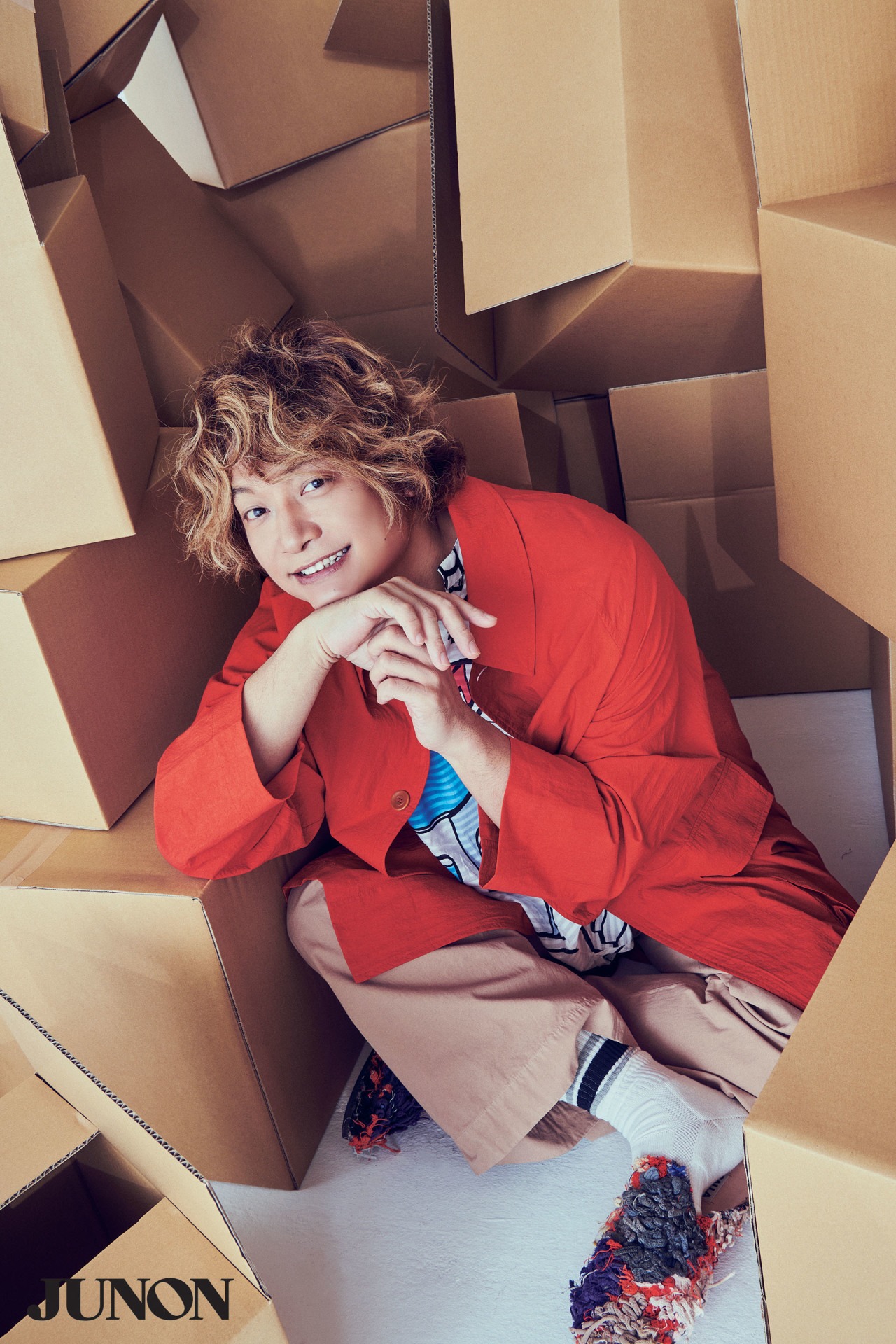 「JUNON」8月号より香取慎吾。