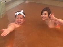 左からミサイルマン西代、シルク。