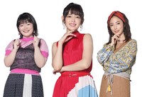 左から富田望生、矢作穂香、MEGUMI。