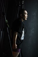 開始早々アルコ＆ピースの横暴を受けるラブレターズ塚本。