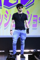 「昔サッカーやってたけど今なんの仕事してるかわからない人」に扮するGAG福井。