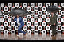 「くら寿司」オンライン新商品発表会に登壇したミルクボーイ。