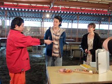 「冒険発掘バラエティ 霜降り明星のあてみなげ」より。