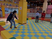 「冒険発掘バラエティ 霜降り明星のあてみなげ」より。