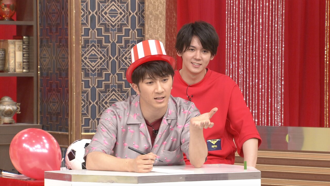 手前から濱田崇裕、小瀧望。(c)日本テレビ