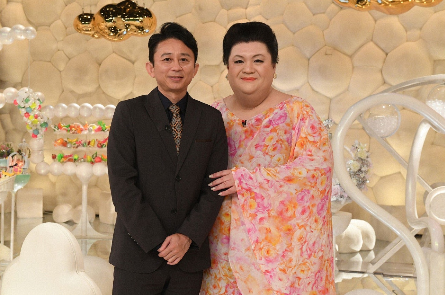「マツコ＆有吉 かりそめ天国」に出演する、有吉弘行とマツコ・デラックス。(c)テレビ朝日