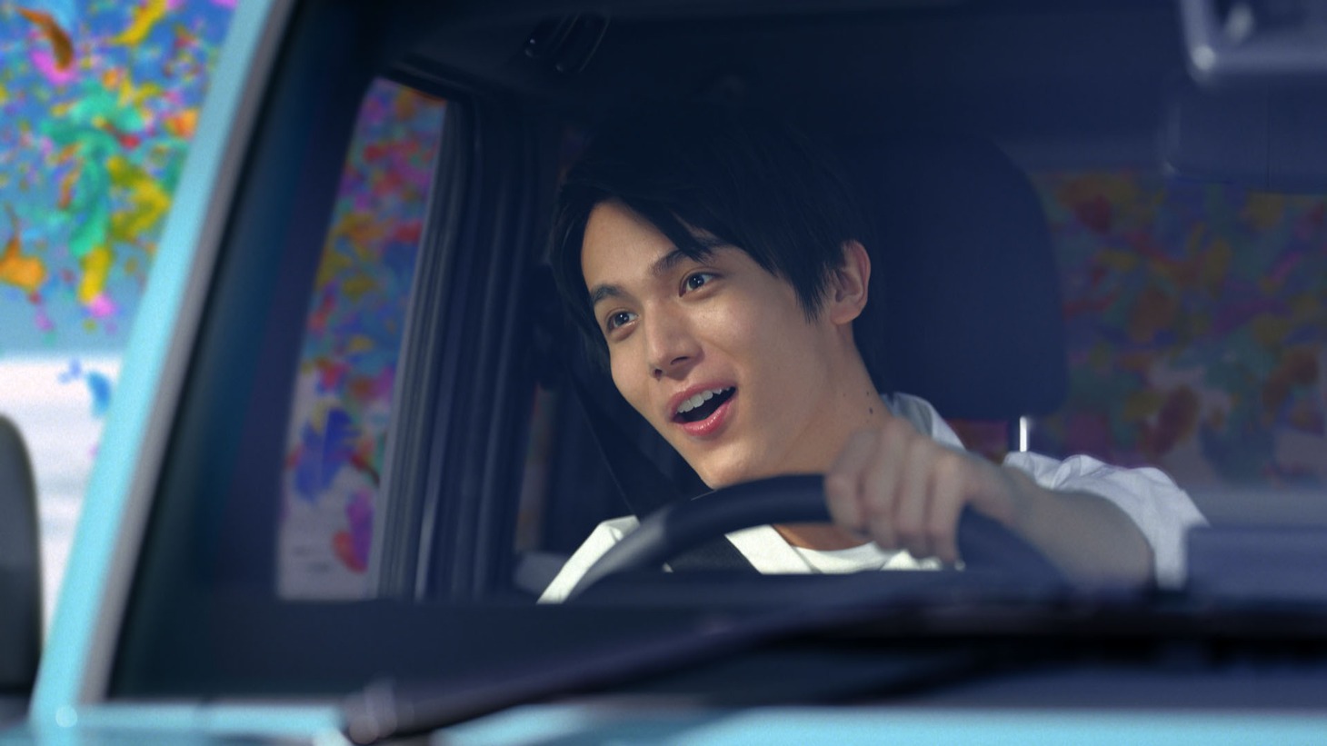 タフト新CM「ジブンオープン篇」のワンシーン。