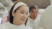 テレビCM「家族みんなで」編より。