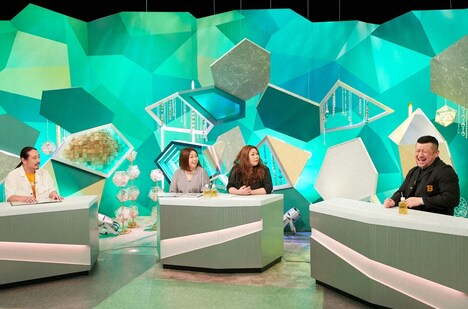 （左から）笑い飯・西田、海原やすよ ともこ、ケンドーコバヤシ。(c)ABCテレビ