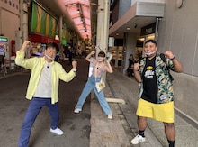 （左から）太川陽介、荻野由佳、マテンロウ・アントニーのバスチーム。(c)テレビ東京