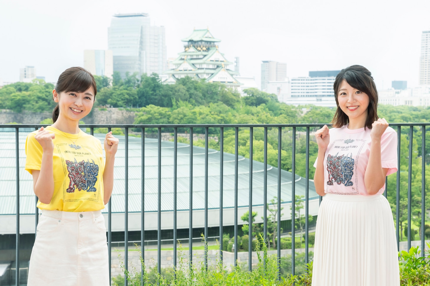 左から中谷しのぶアナウンサー、黒木千晶アナウンサー。(c)読売テレビ