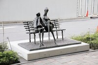 「丸の内ストリートギャラリー」の様子。