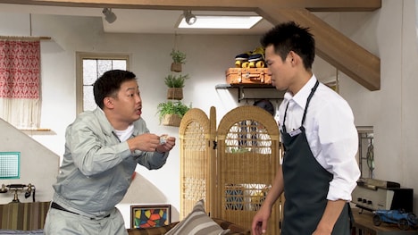 （左から）ザ・マミィ酒井、かが屋・加賀。(c)テレビ朝日