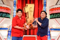 「漫才Loversスペシャル 第9回ytv漫才新人賞決定戦」で優勝したビスケットブラザーズ。(c)読売テレビ