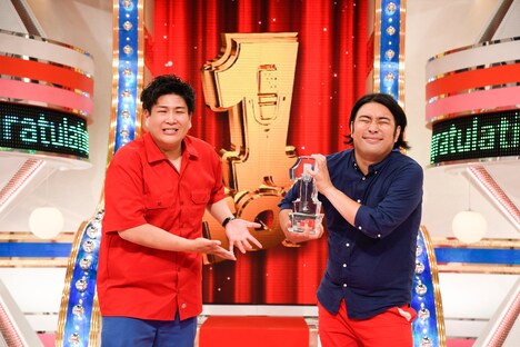 「漫才Loversスペシャル 第9回ytv漫才新人賞決定戦」で優勝したビスケットブラザーズ。(c)読売テレビ