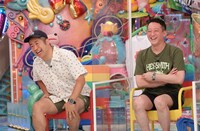 （左から）ハライチ澤部、サバンナ高橋。(c)テレビ朝日