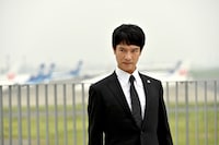 半沢直樹を演じる堺雅人。(c)TBS