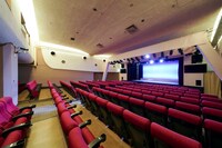 よしもと有楽町シアターの内観。