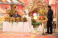 （左から）チェリー吉武、たんぽぽ白鳥夫妻、桂文枝。(c)ABCテレビ