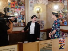 「霜降り明星のあてみなげ」のワンシーン。(c)静岡朝日テレビ