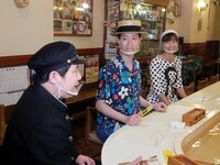 「霜降り明星のあてみなげ」のワンシーン。(c)静岡朝日テレビ