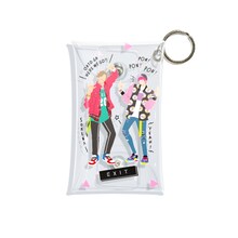 EXITのミニクリアマルチケース。