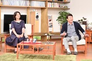 （左から）進藤晶子、加藤浩次。(c)TBS