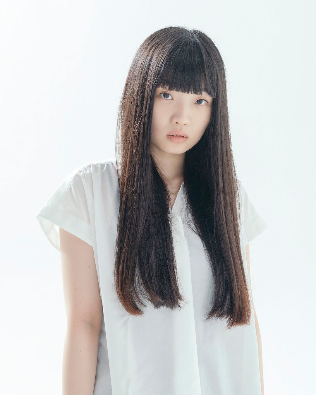 東野絢香