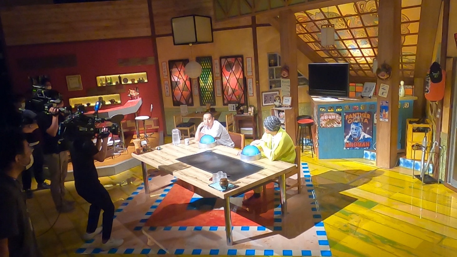 スタジオの様子。(c)ABCテレビ