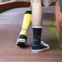 「からし蓮根のふたつでひとつぞ！コンビみたいなソックス」