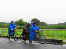 「梅沢・かまいたち＆しずちゃん・ぼる塾のタンデム自転車で行く福島バラエティロード」より。