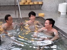 「梅沢・かまいたち＆しずちゃん・ぼる塾のタンデム自転車で行く福島バラエティロード」より。