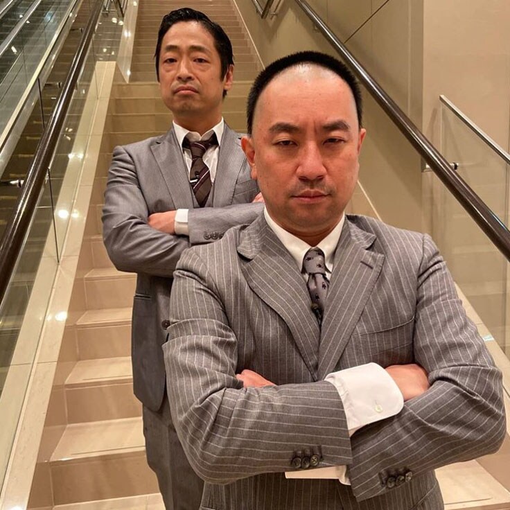 安田大サーカス・団長安田(左)とレイザーラモンRG(右)。