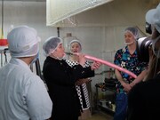 「霜降り明星のあてみなげ」のワンシーン。(c)静岡朝日テレビ