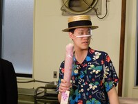 「霜降り明星のあてみなげ」のワンシーン。(c)静岡朝日テレビ