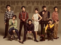 キャストが集合するサブビジュアル。