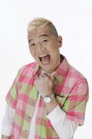 「内村文化祭'20 配信」に出演するキャイ～ン・ウド鈴木。