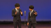 「第五回キュウ単独公演『ヒーローは遅れて飛んでくる』」より。（photo by 横堀朋秀）