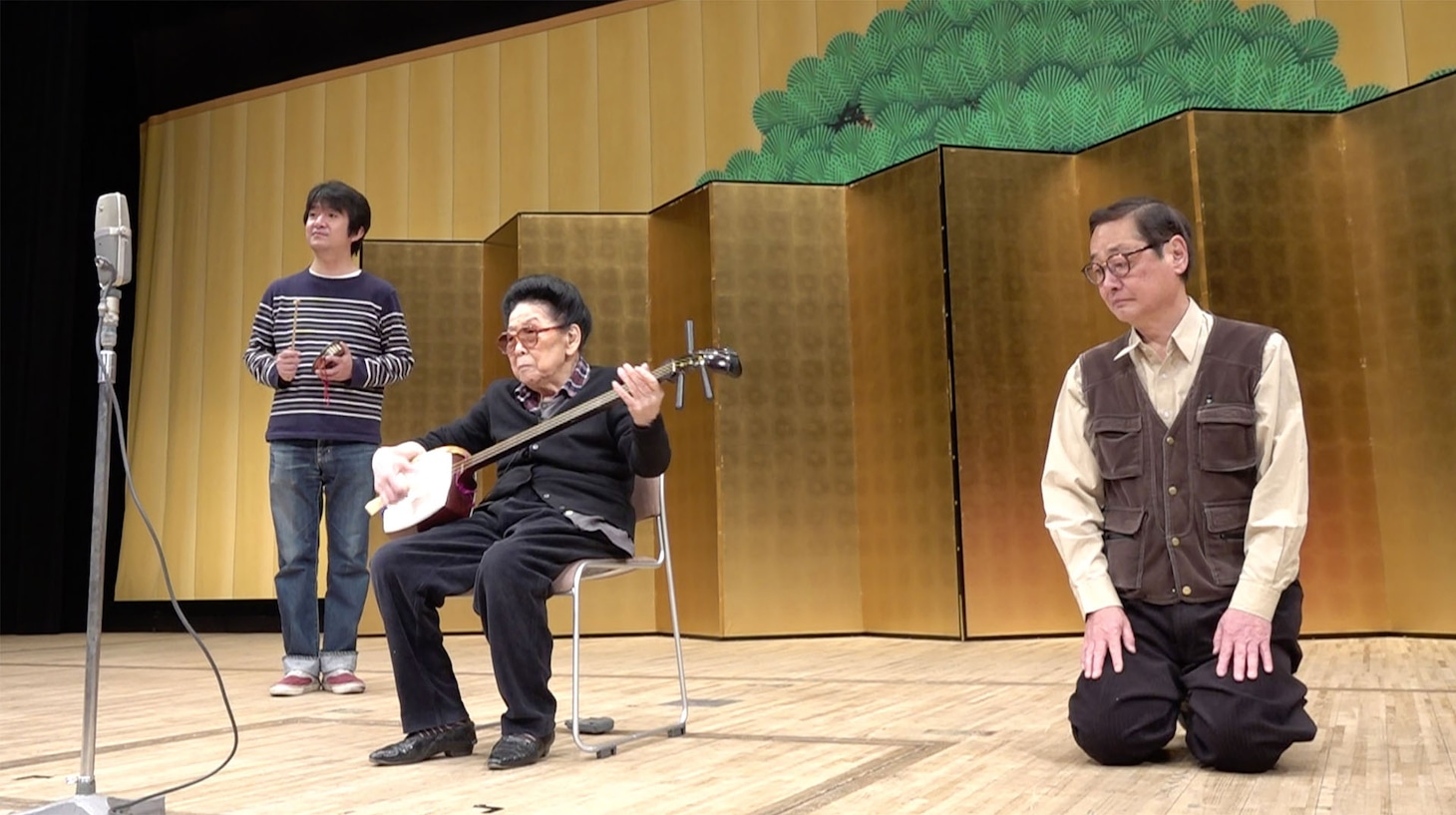 公演前のリハーサルの様子。