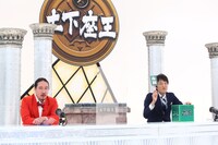 （左から）笑い飯・西田、千原ジュニア。(c)関西テレビ