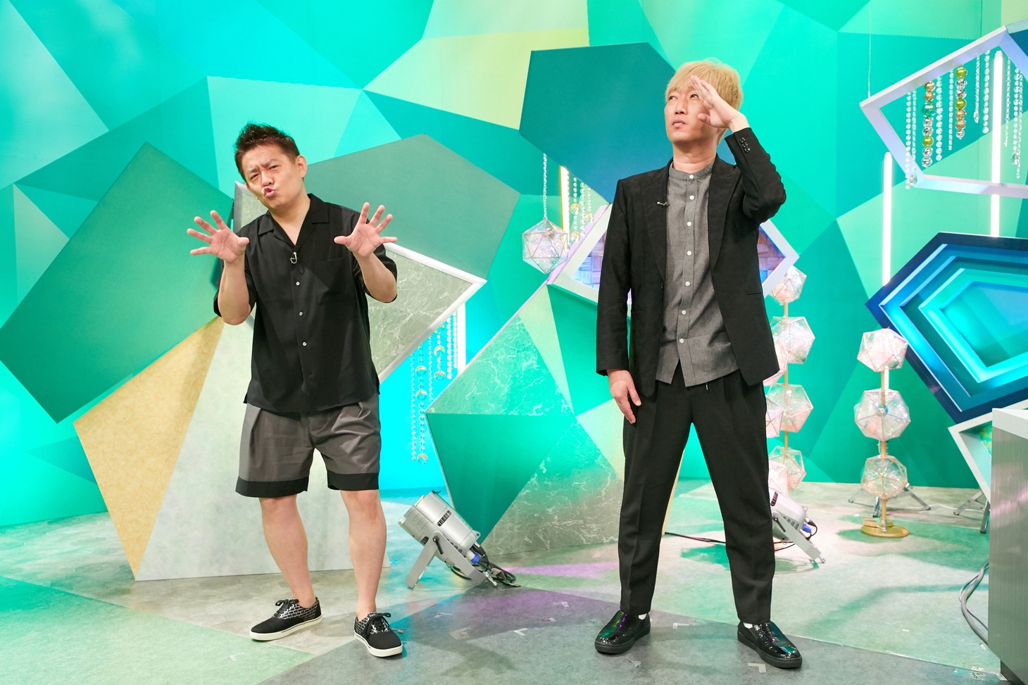 「やすとものいたって真剣です」にゲスト出演するスピードワゴン。(c)ABCテレビ