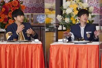 増田貴久（左）と田中圭（右）。(c)日本テレビ