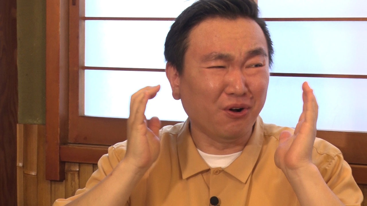 「教えてもらう前と後」より、かまいたち山内。(c)MBS