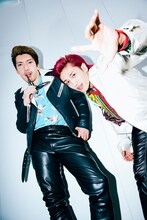 「OWARAI Bros. Vol.2 -TV Bros.別冊お笑いブロス-」より、EXIT。