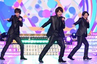 番組限定ユニットの「ものまね嵐」。(c)フジテレビ