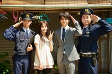 左からかが屋・加賀、久間田琳加、瀬戸利樹、かが屋・賀屋。(c)ABCテレビ